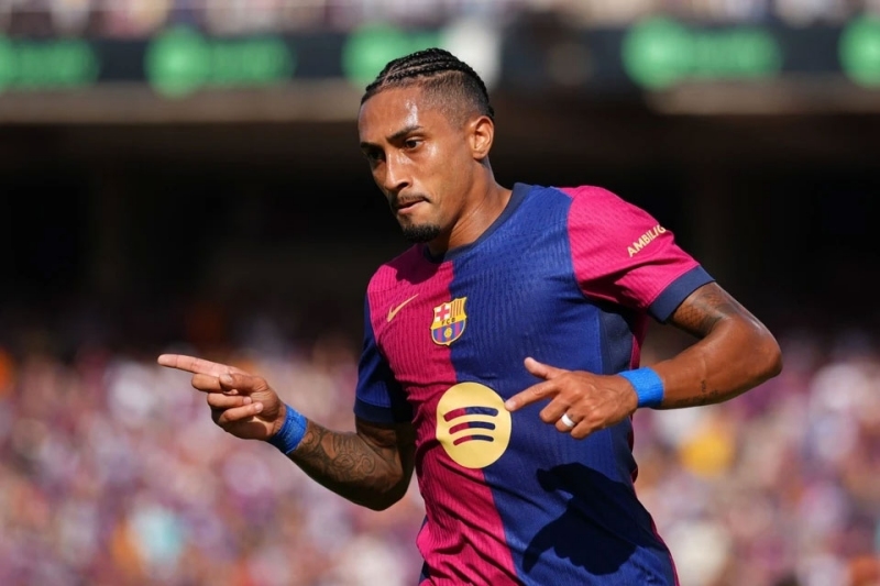 Raphinha lỡ hẹn El Clasico: Nỗi lo của Barcelona